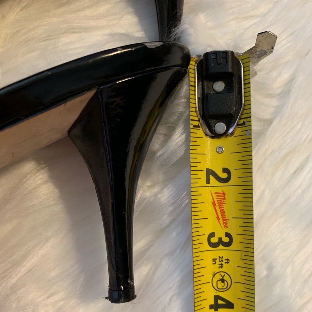 ❤️SOLD WHBM leather bow heels - Picture 4 of 8